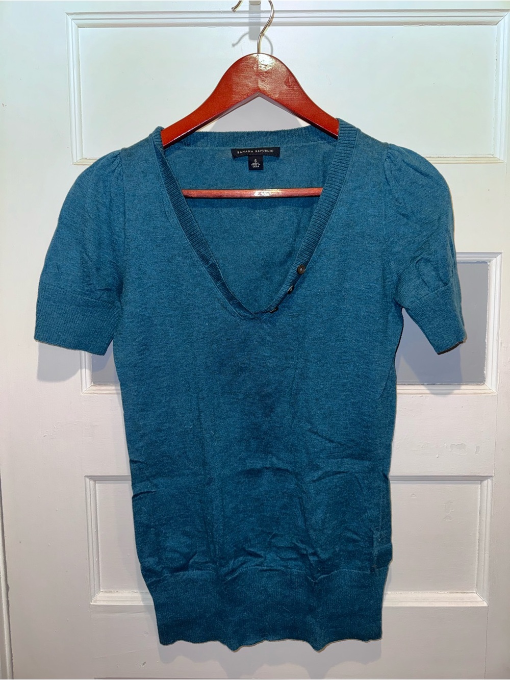 Banana Republic Teal Short Sleeve V-Neck Sweater Tee